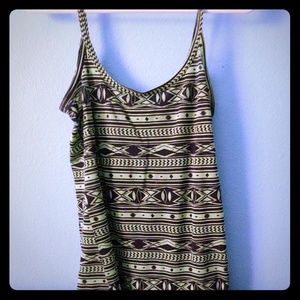 Tribal top